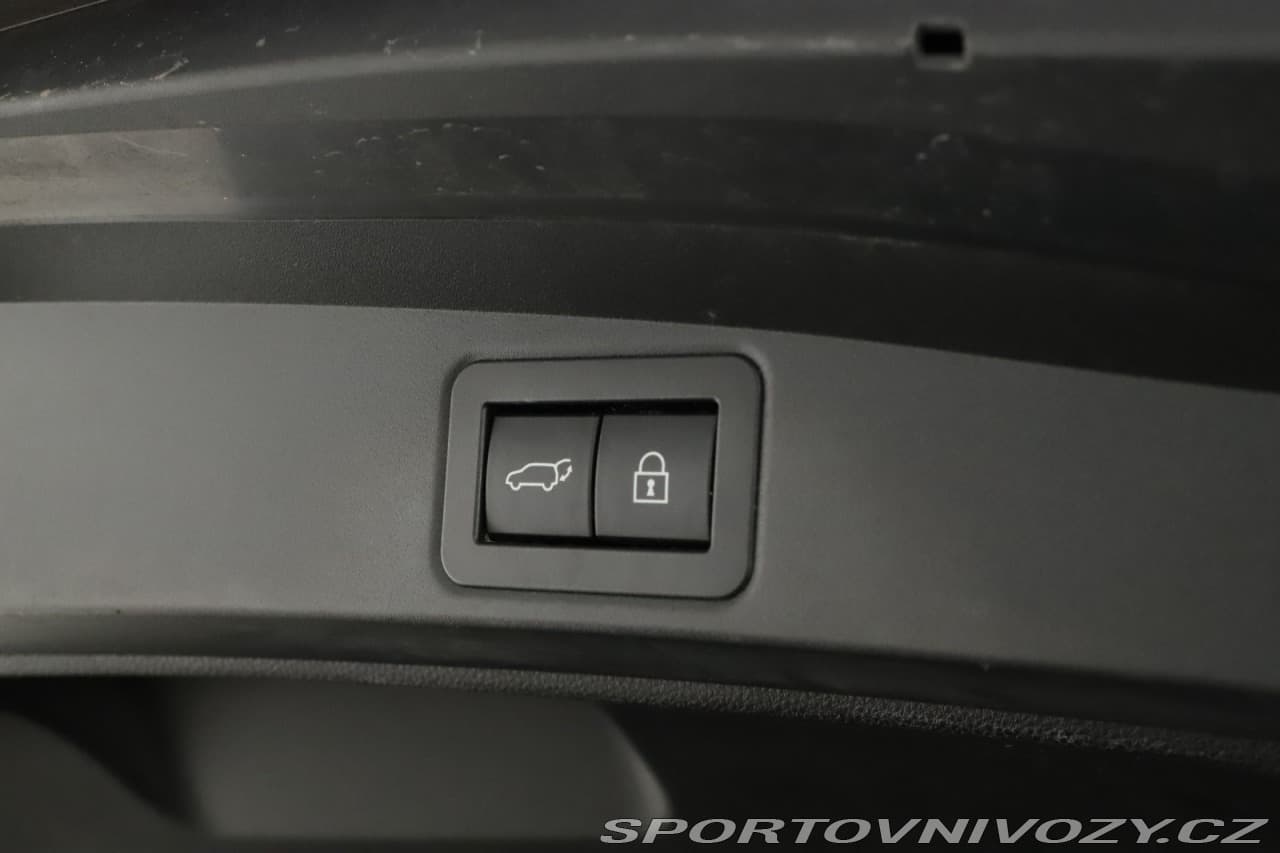 2021 Toyota COROLLA - 31
