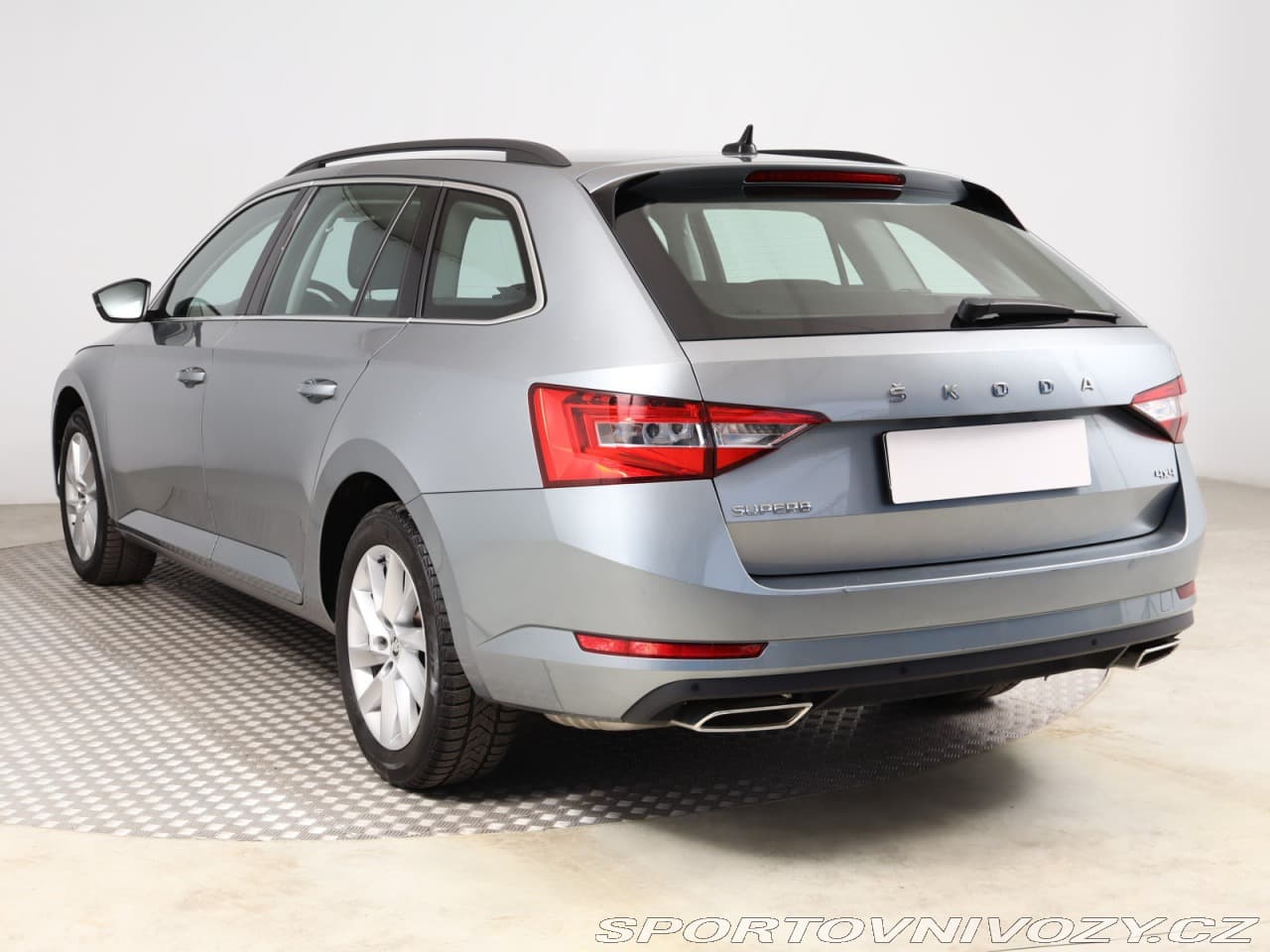 2020 Škoda SUPERB - 7