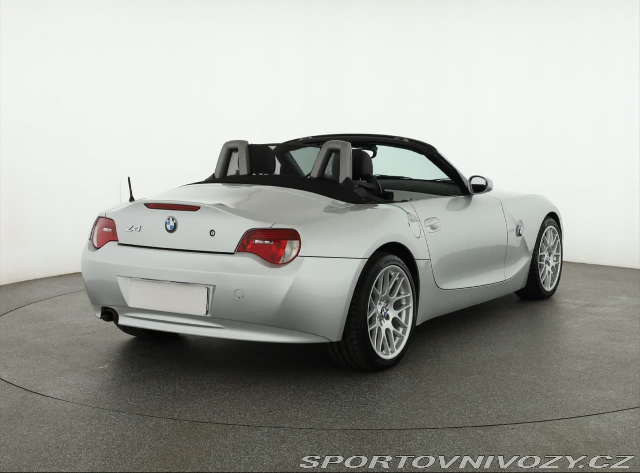 2010 BMW Z4 - 9