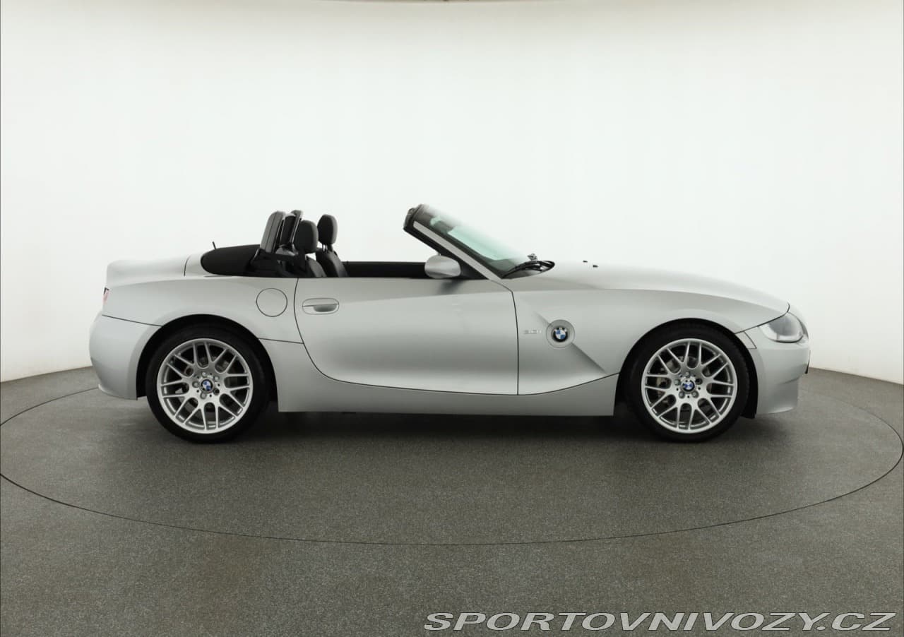 2010 BMW Z4 - 11