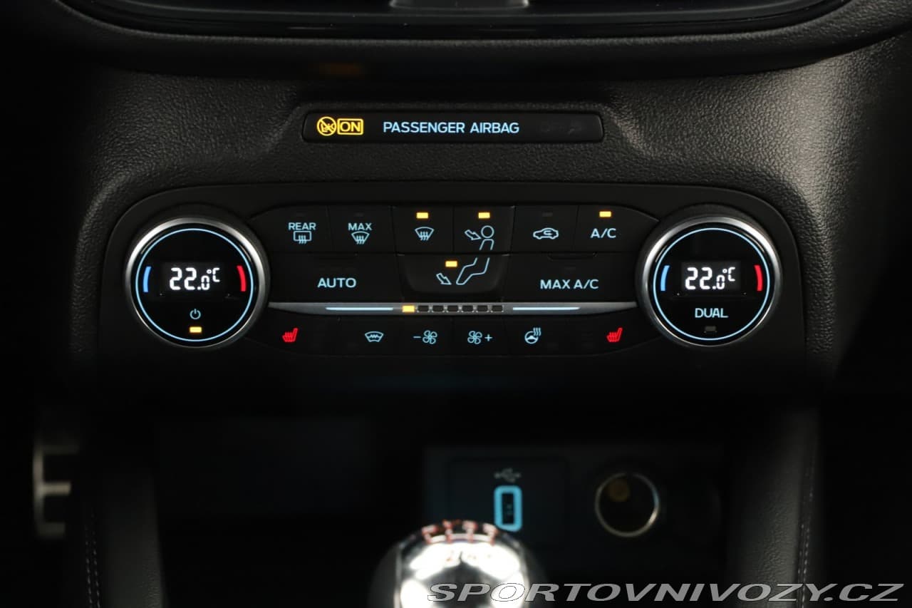 2020 Ford FOCUS - 23