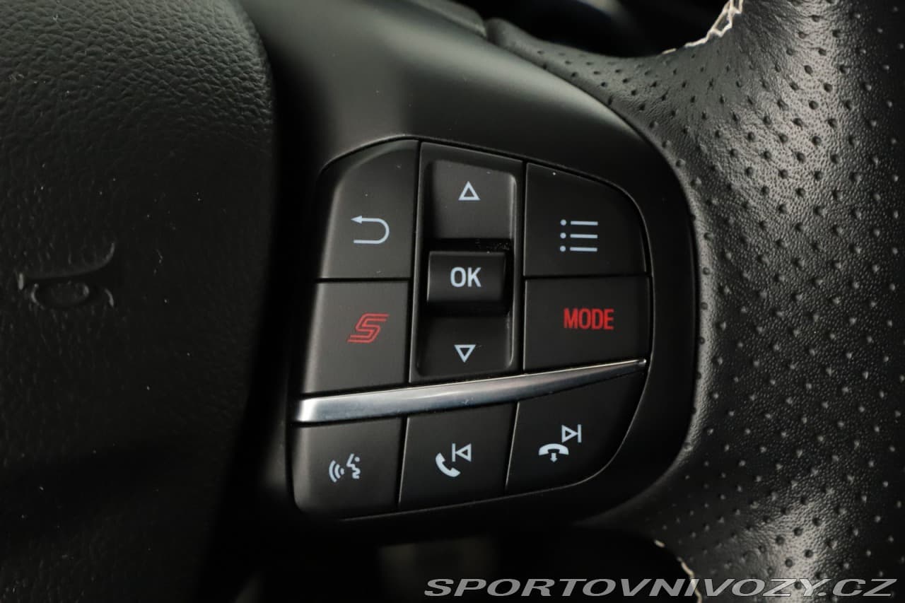 2020 Ford FOCUS - 35