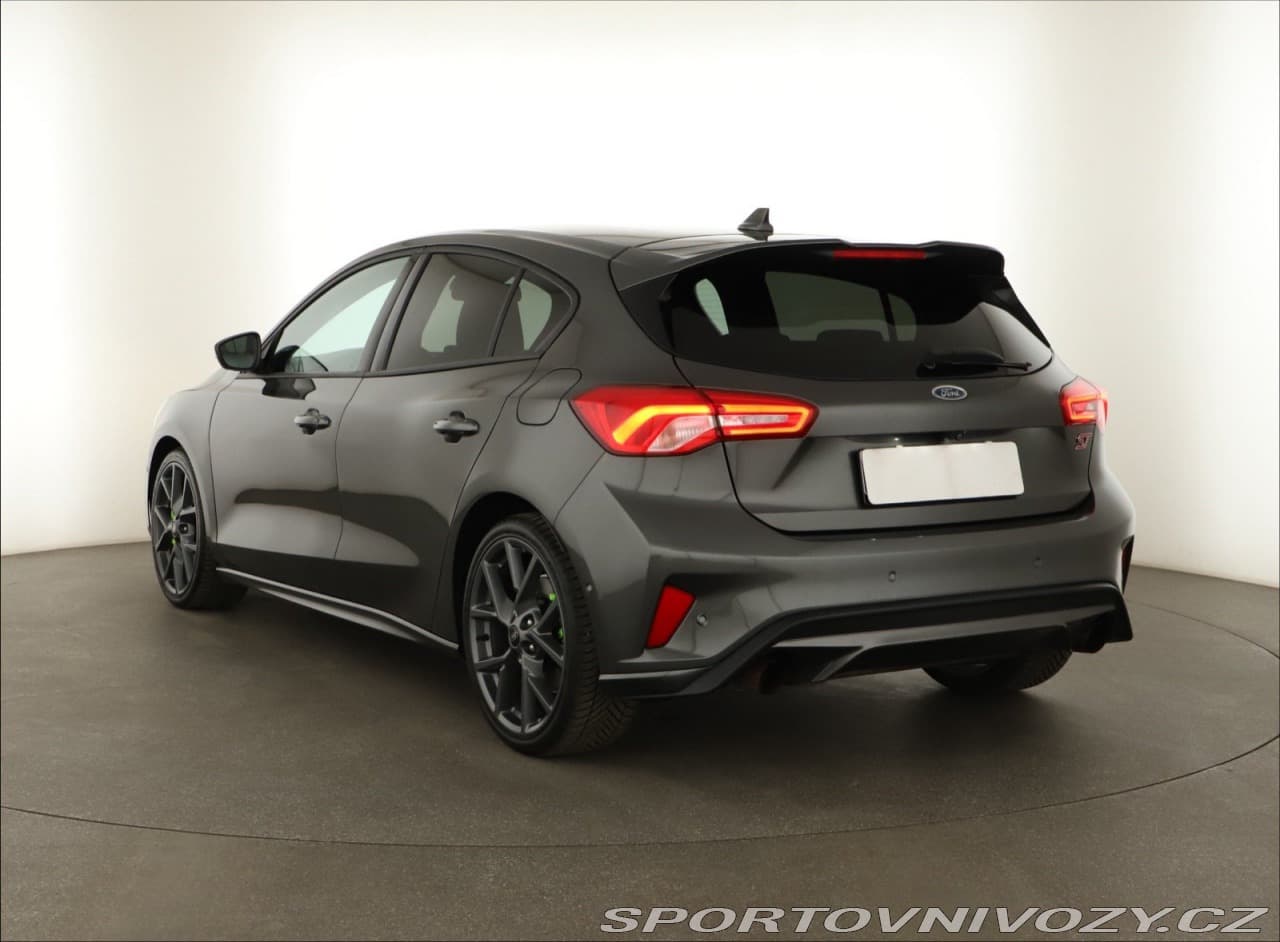 2020 Ford FOCUS - 7