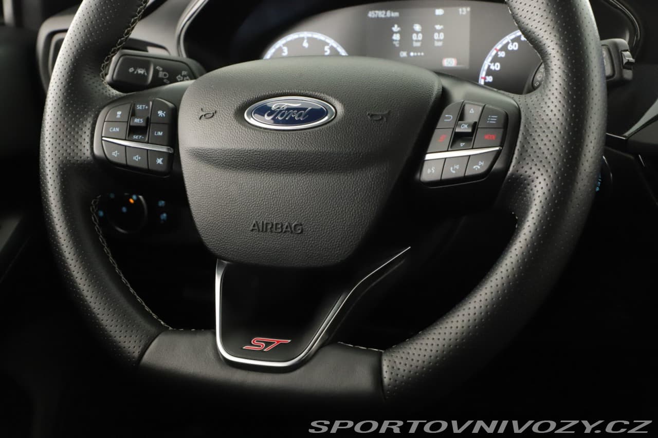 2020 Ford FOCUS - 15