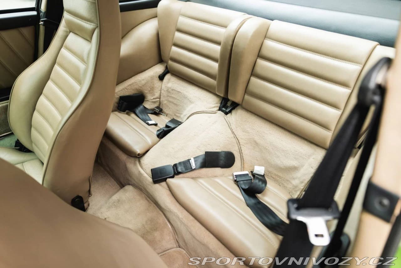 1983 Porsche 911 - 29