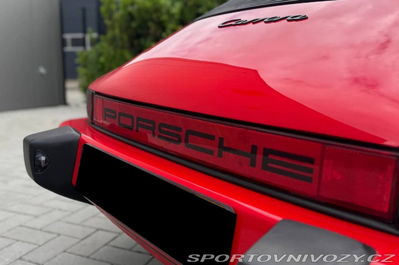 1985 Porsche 911 - 23