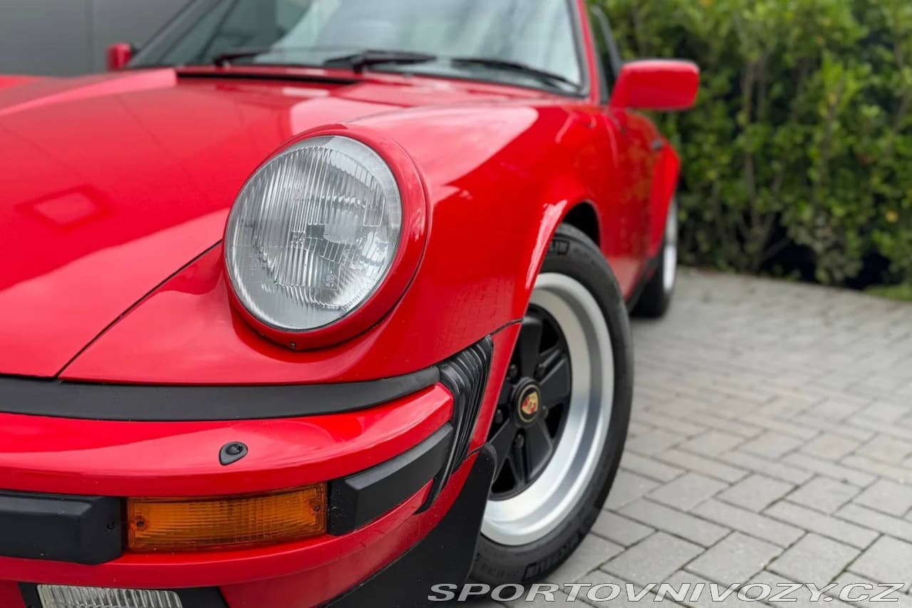 1985 Porsche 911 - 31