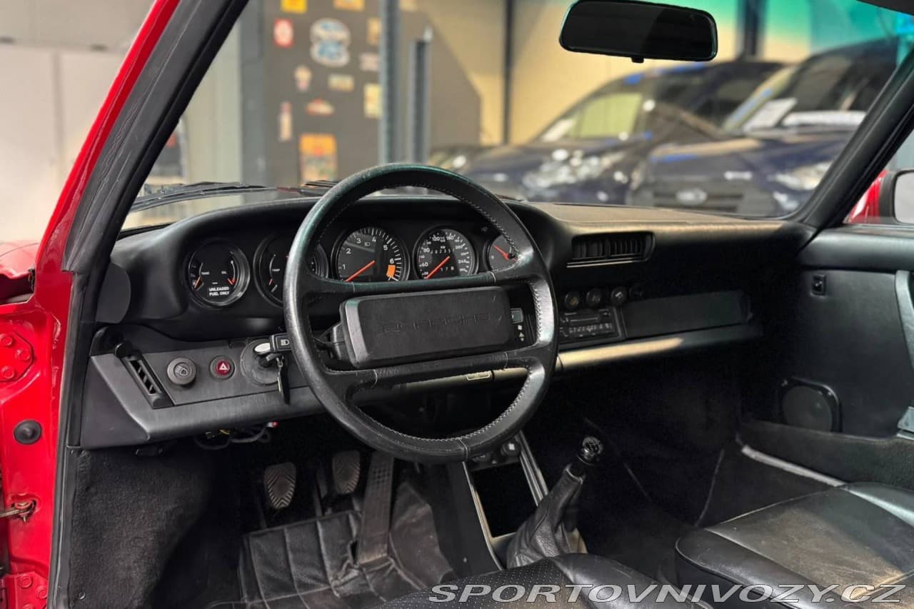 1985 Porsche 911 - 37