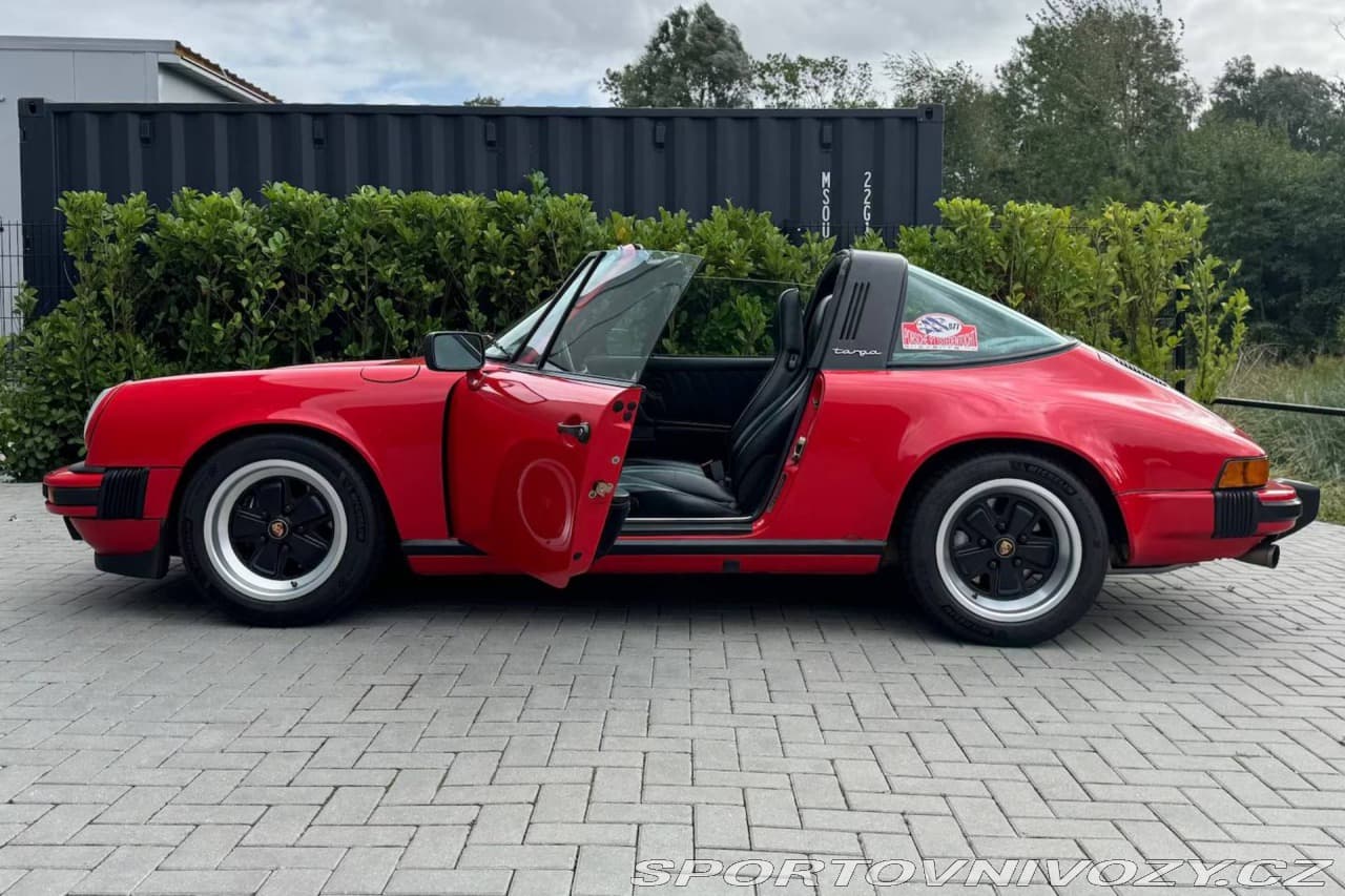 1985 Porsche 911 - 3