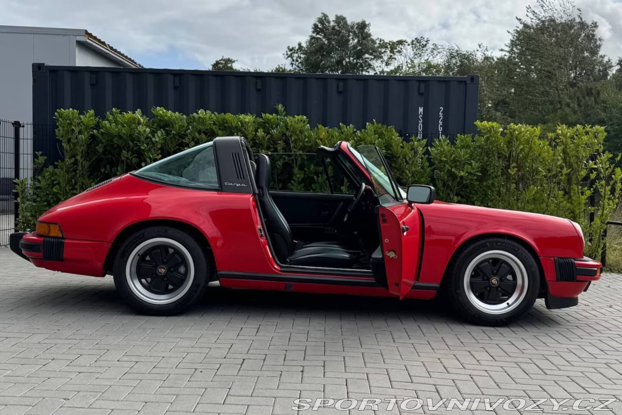 1985 Porsche 911 - 5