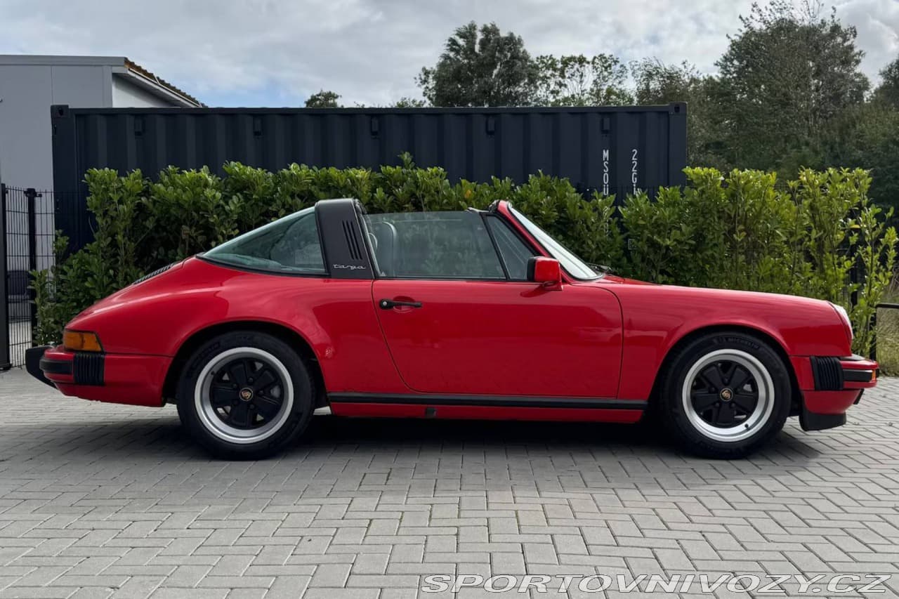 1985 Porsche 911 - 9