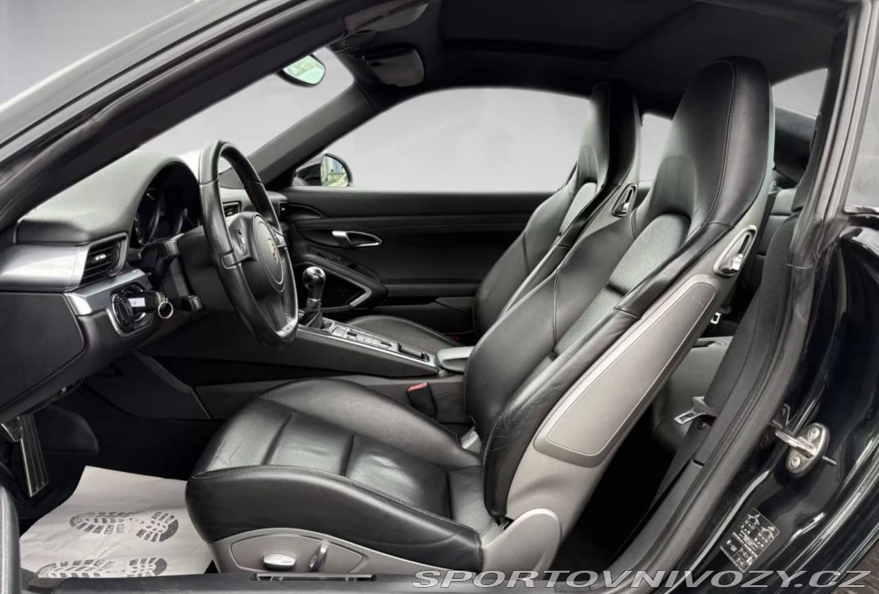 2012 Porsche CARRERA - 21