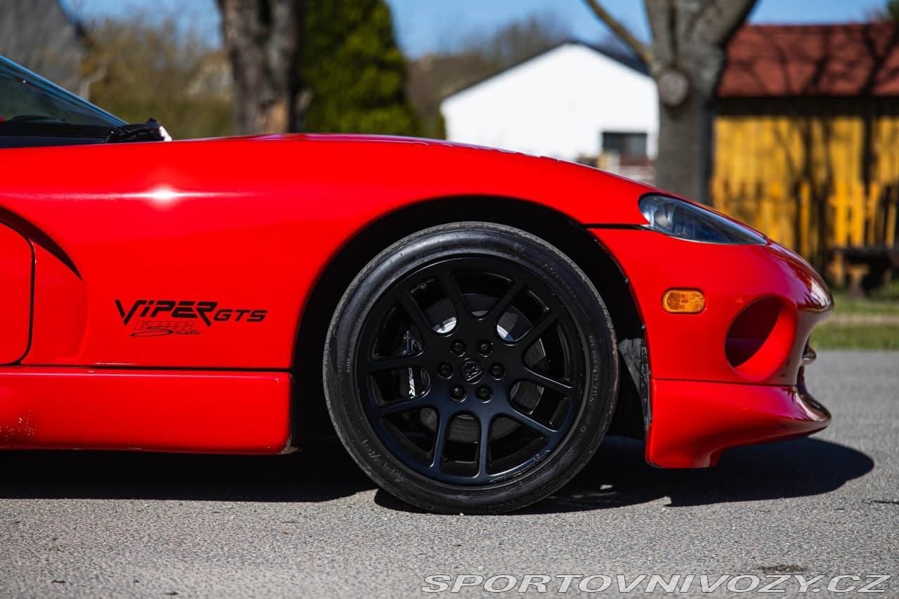 1998 Dodge VIPER - 35