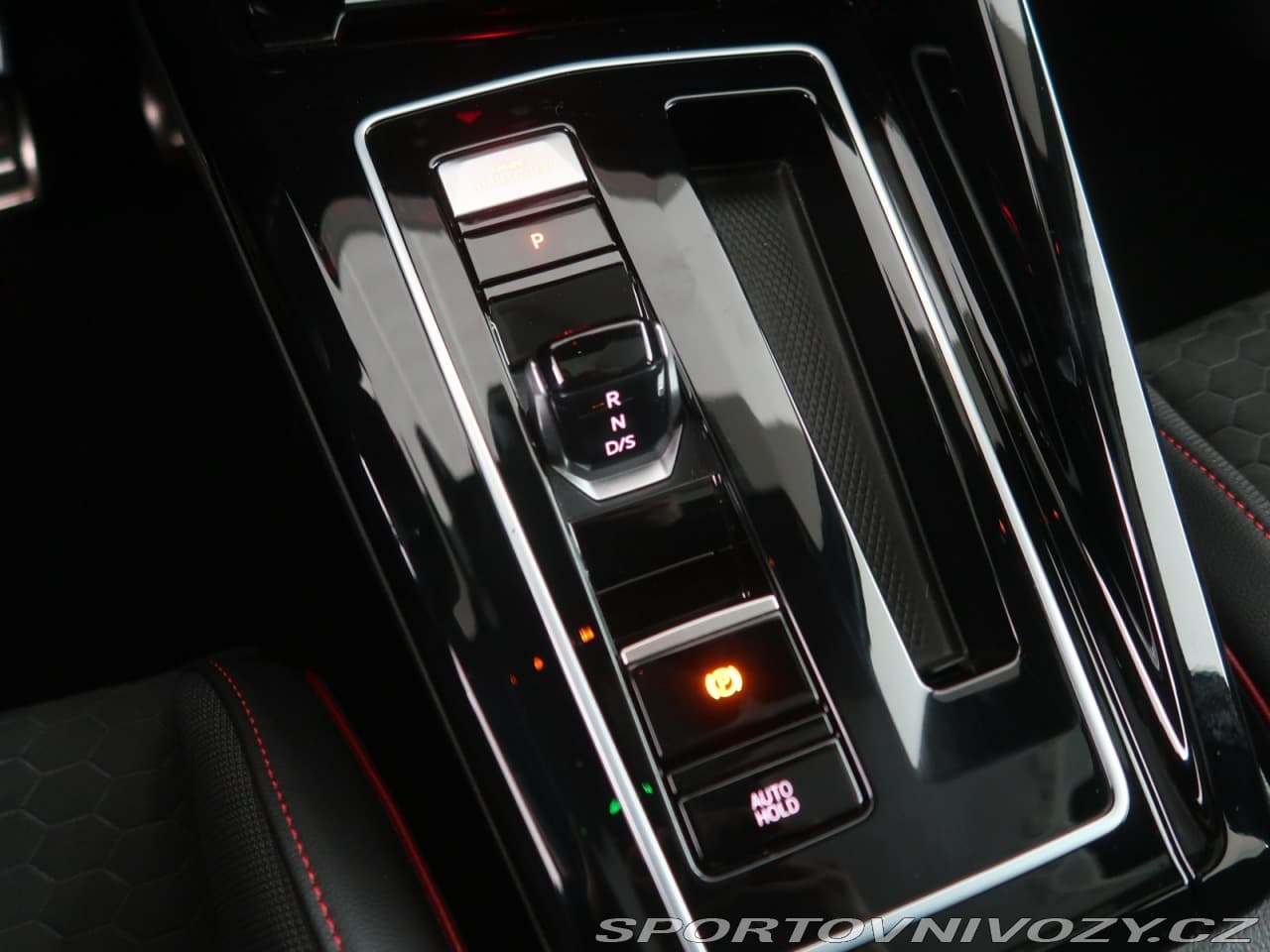 2024 Volkswagen GOLF - 13