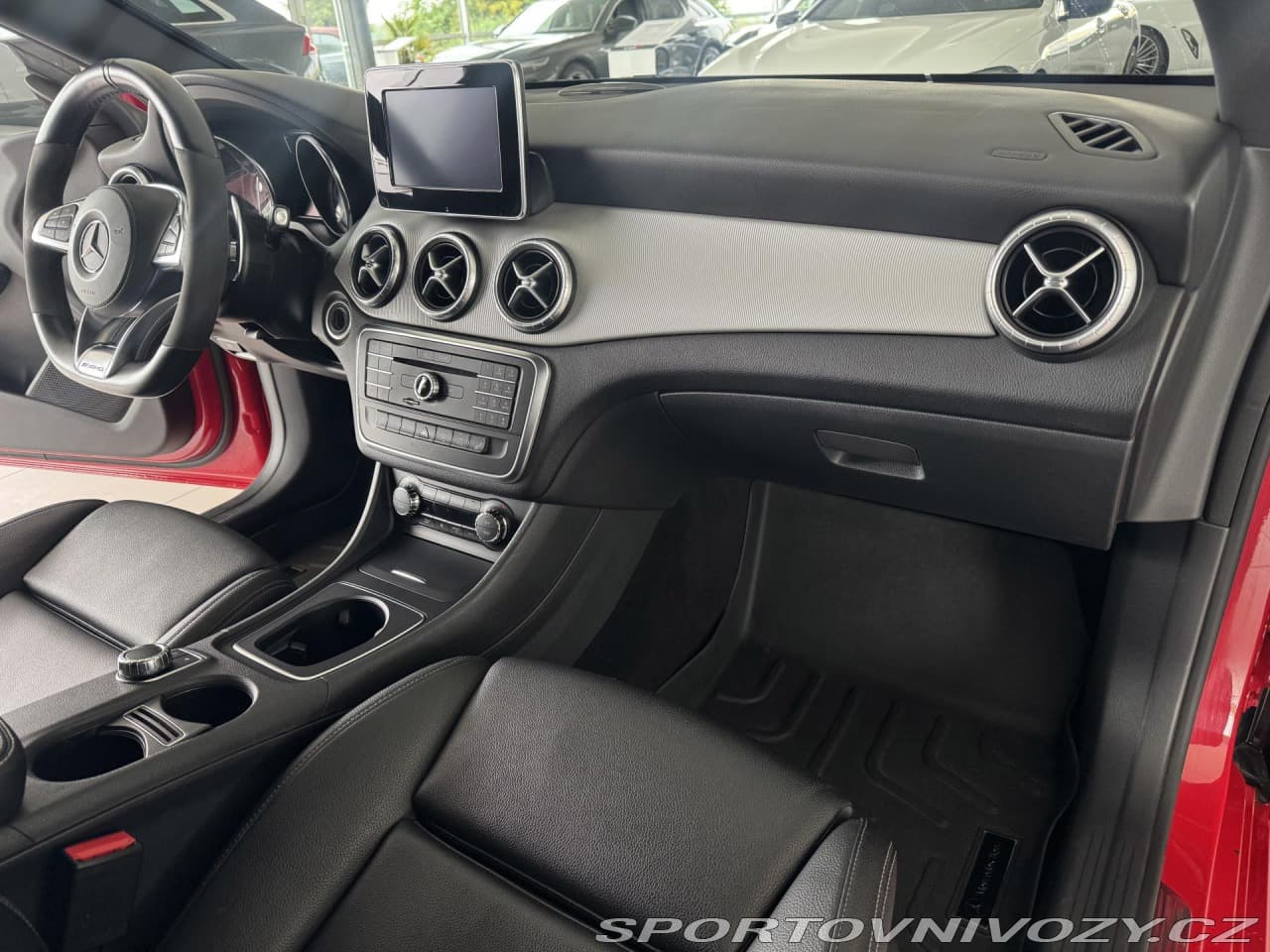 2016 Mercedes-Benz CLA - 11