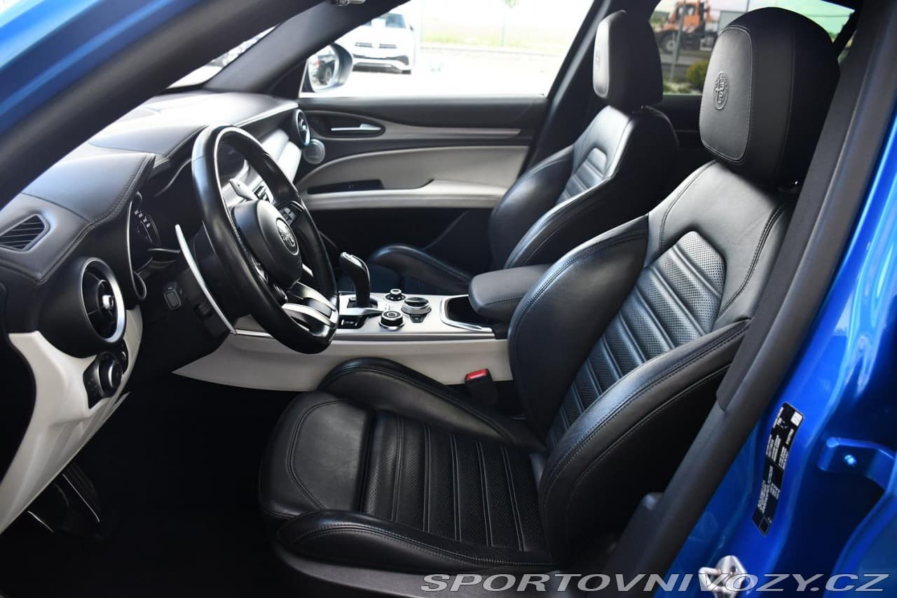 2020 Alfa Romeo STELVIO - 10