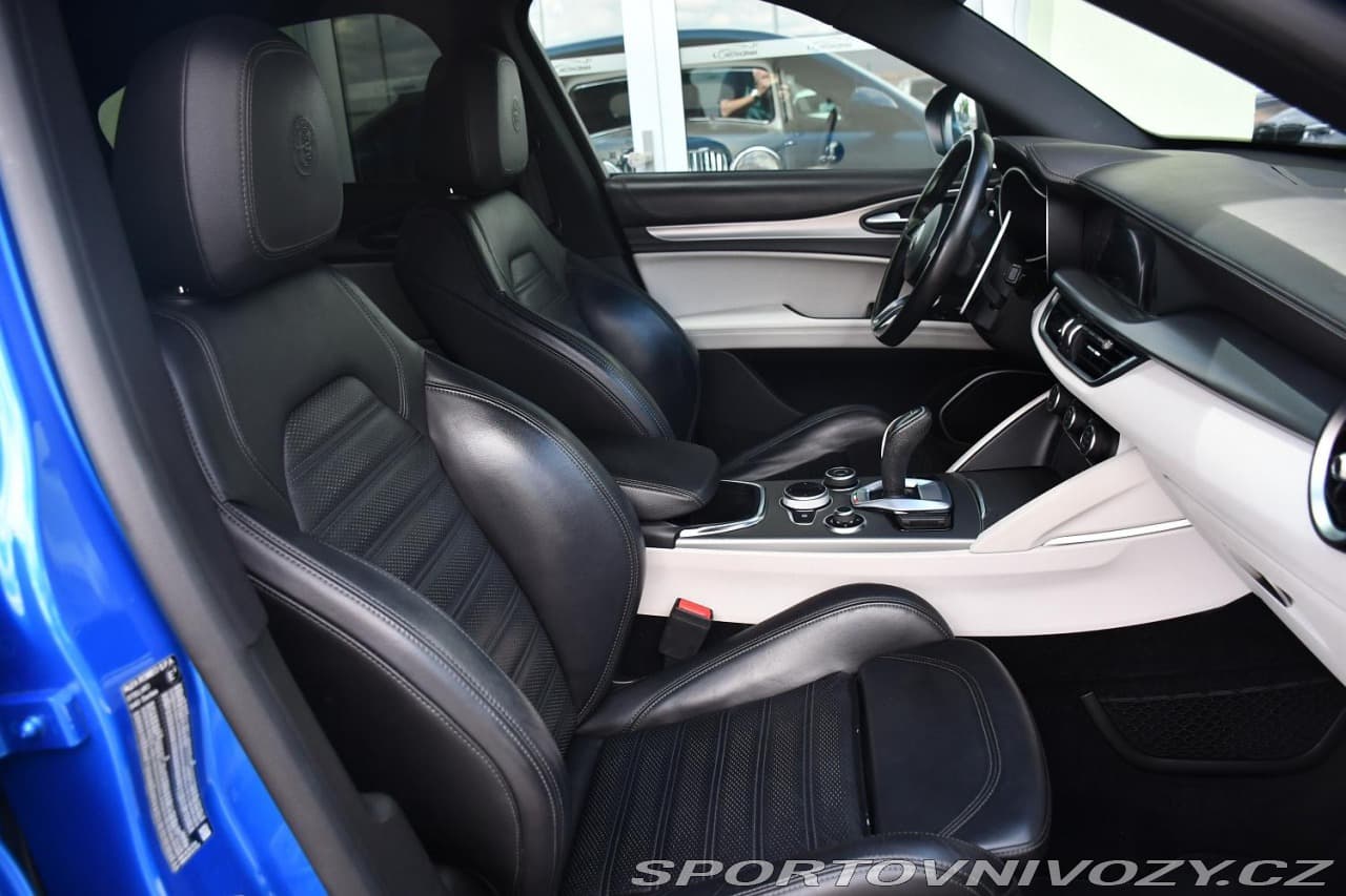 2020 Alfa Romeo STELVIO - 13