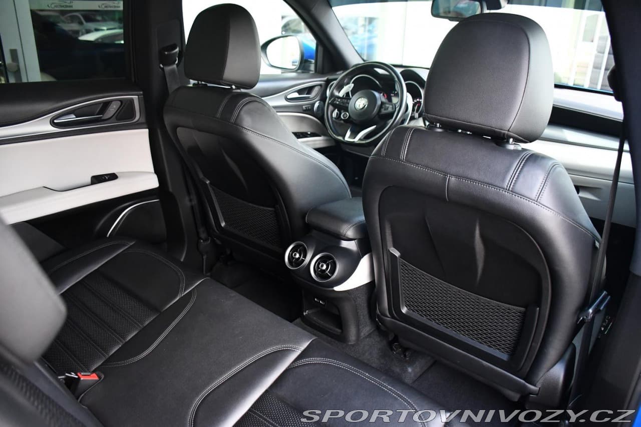 2020 Alfa Romeo STELVIO - 15