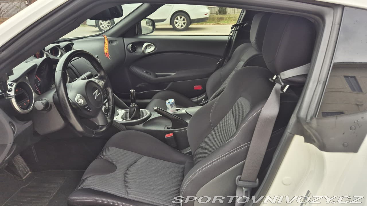 2020 Nissan 370Z - 6