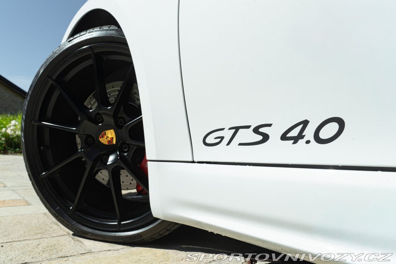 2020 Porsche CAYMAN - 9