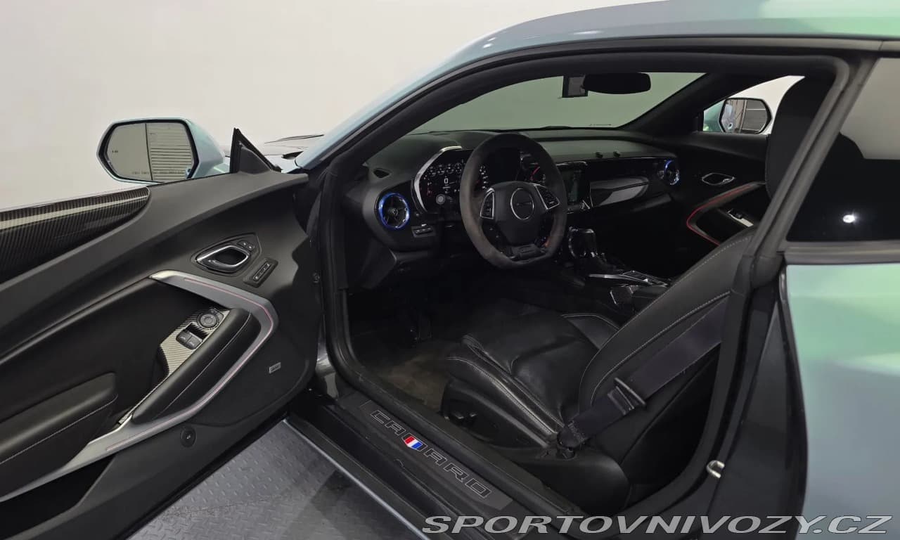 2017 Chevrolet CAMARO - 10