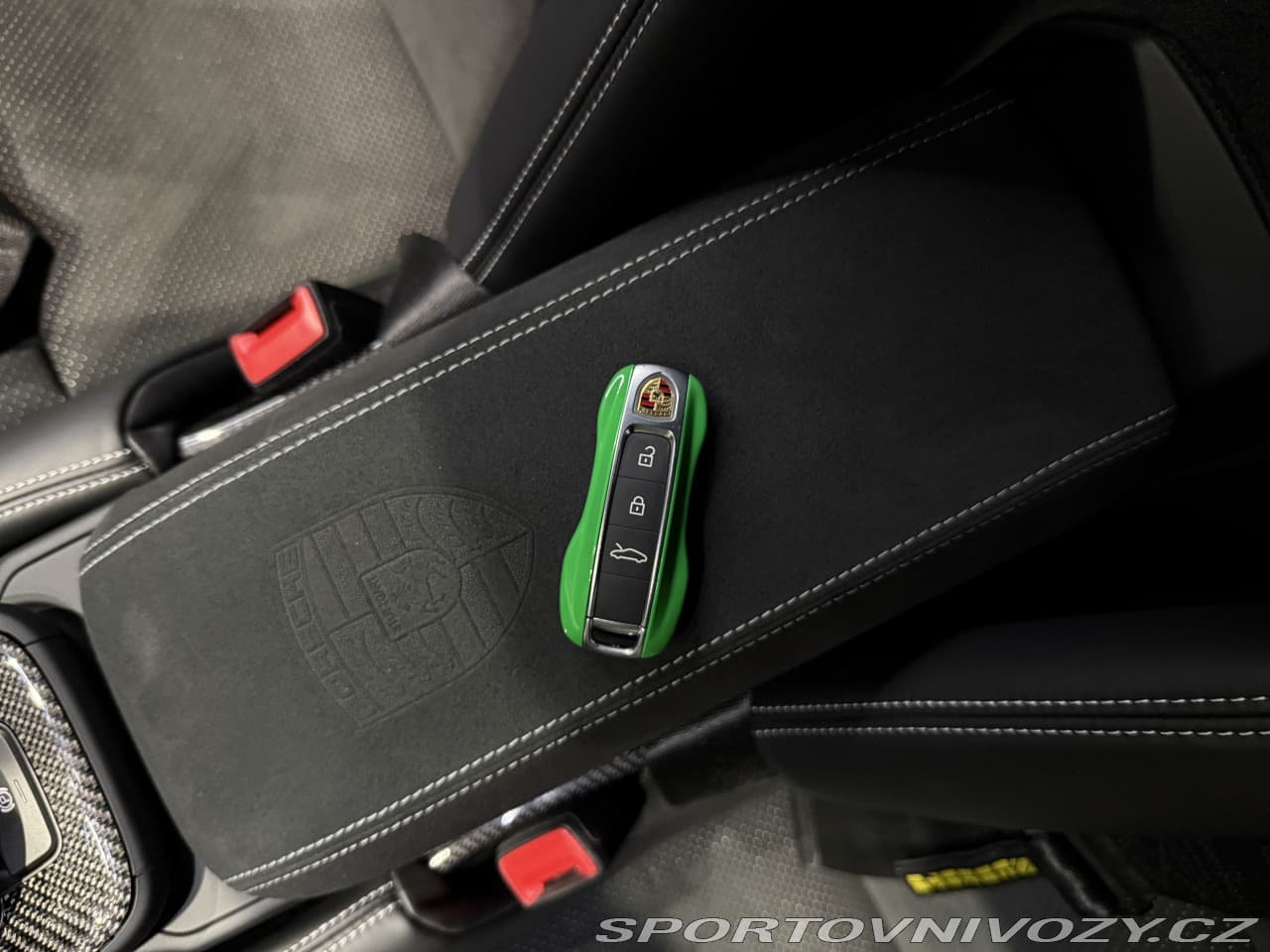 2022 Porsche 911 - 11