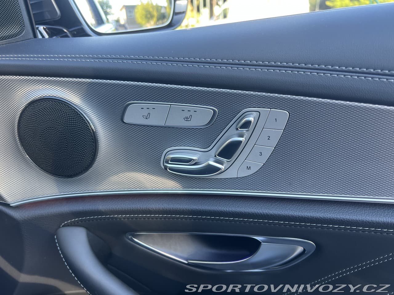 2019 Mercedes-Benz E-CLASS - 18