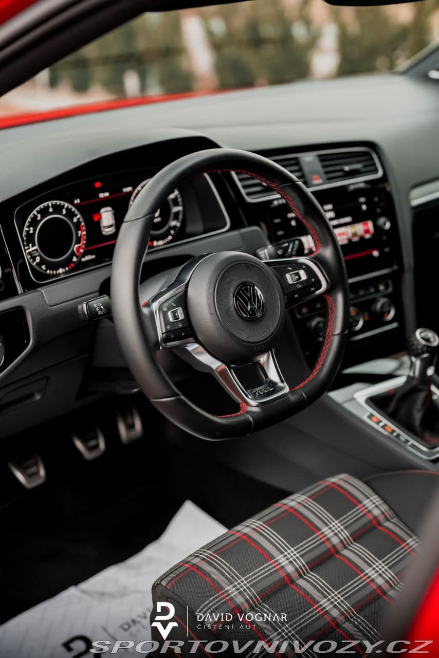 2018 Volkswagen GOLF - 10