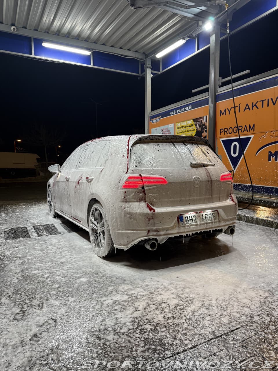 2018 Volkswagen GOLF - 11