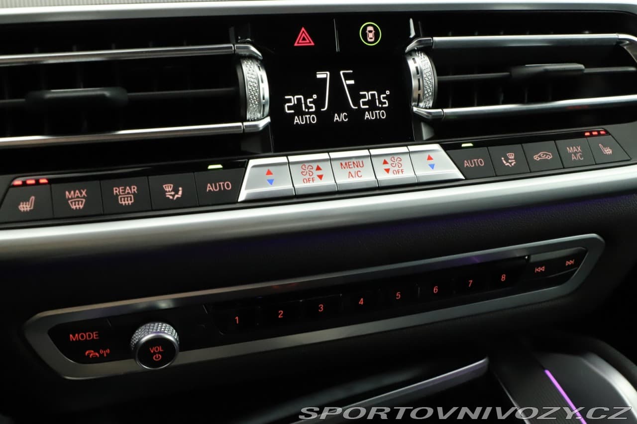 2021 BMW X6 - 12