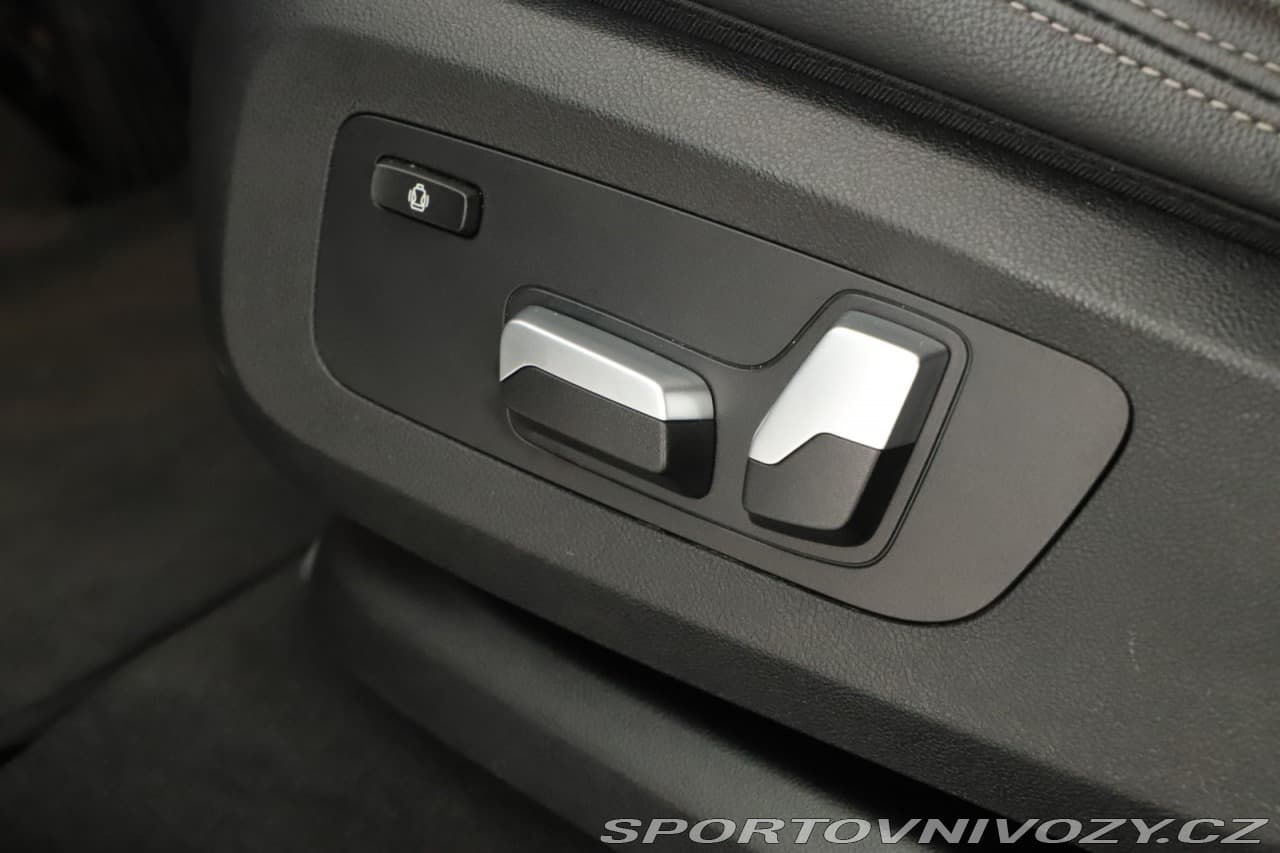 2021 BMW X6 - 15