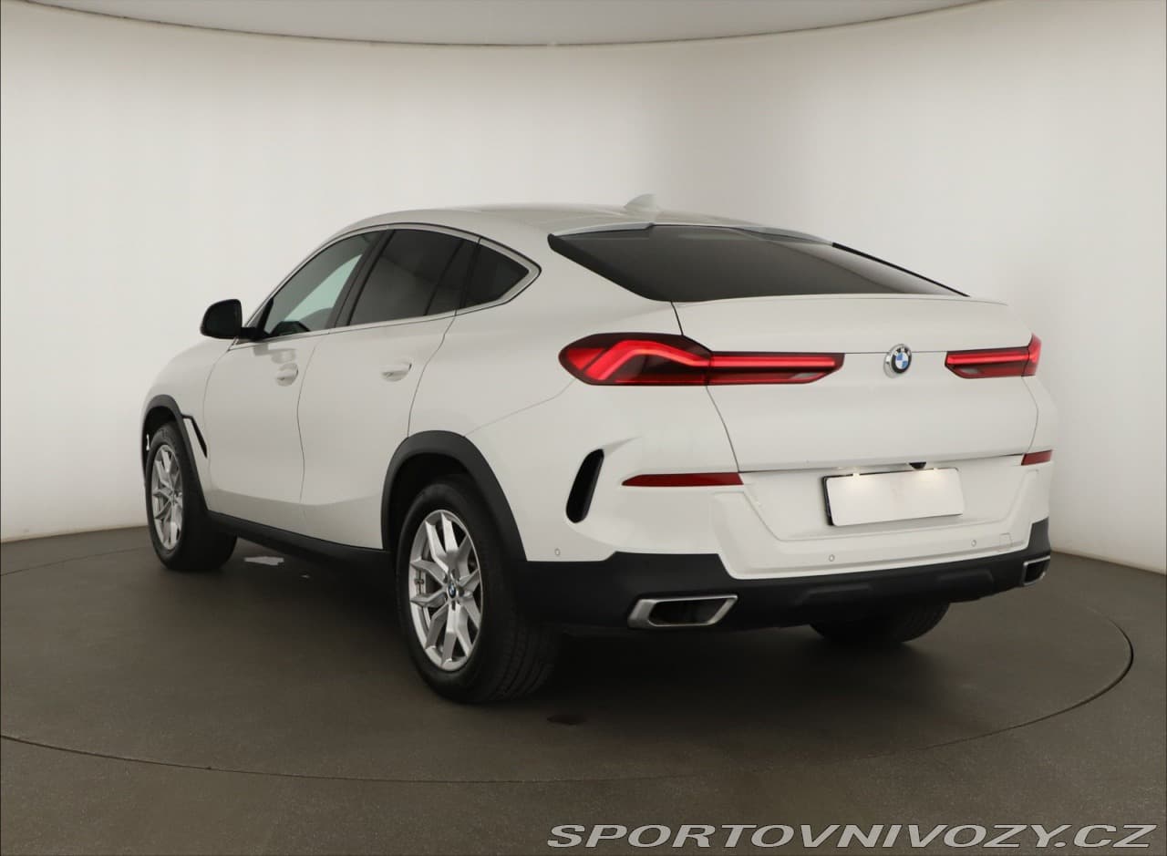 2021 BMW X6 - 4