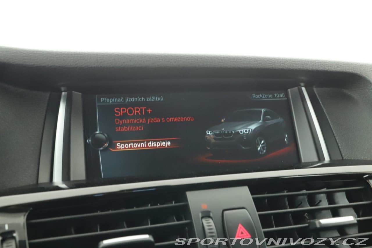 2018 BMW X4 - 15