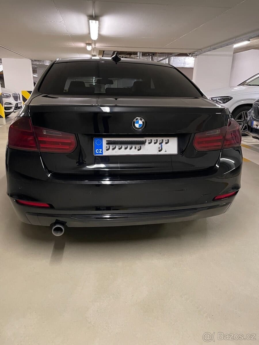 2012 BMW 3-SERIES - 8