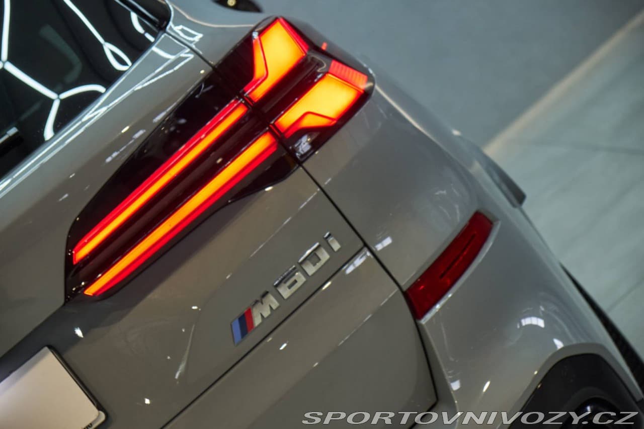 2025 BMW X5 - 9