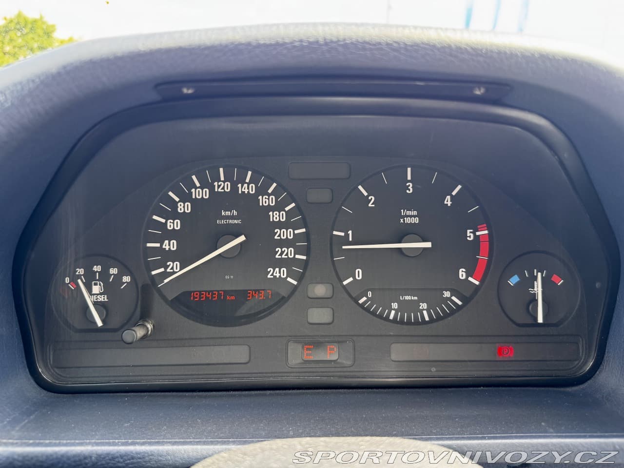 1993 BMW 5-SERIES - 10
