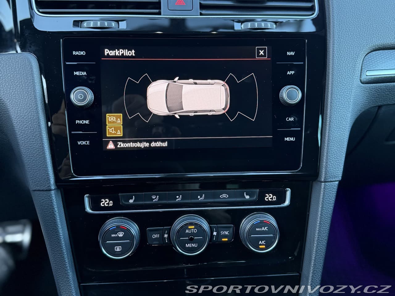 2020 Volkswagen GOLF - 17