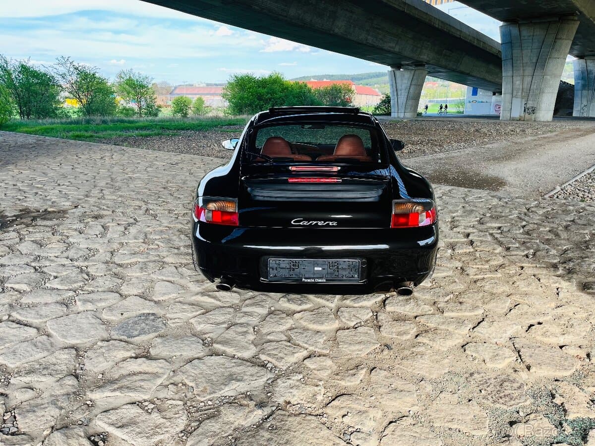 1997 Porsche 911 - 9
