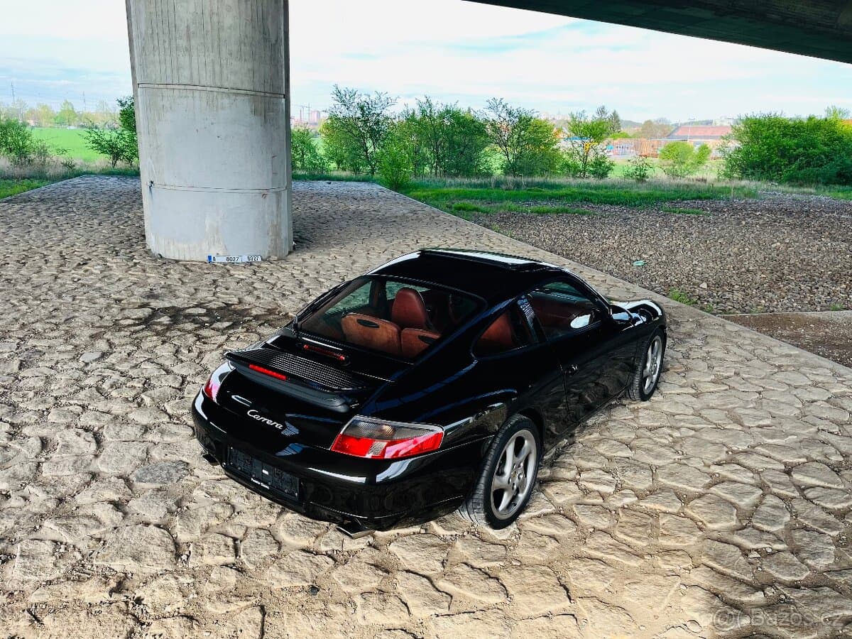 1997 Porsche 911 - 11