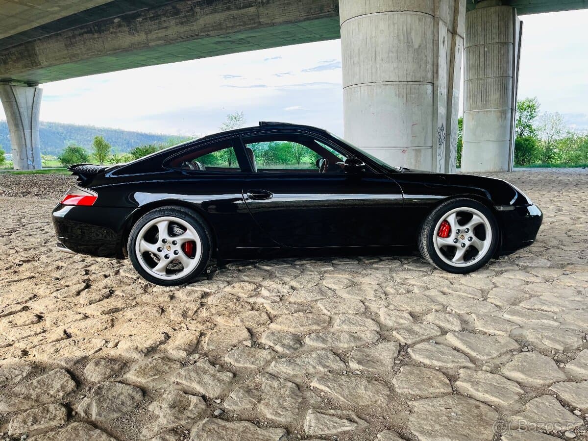 1997 Porsche 911 - 15