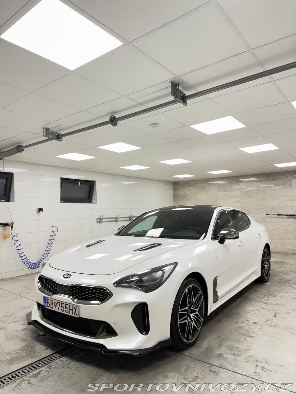 2019 Kia STINGER