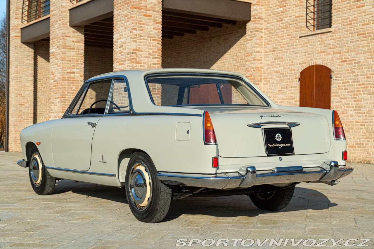1961 Lancia FLAMINIA - 13
