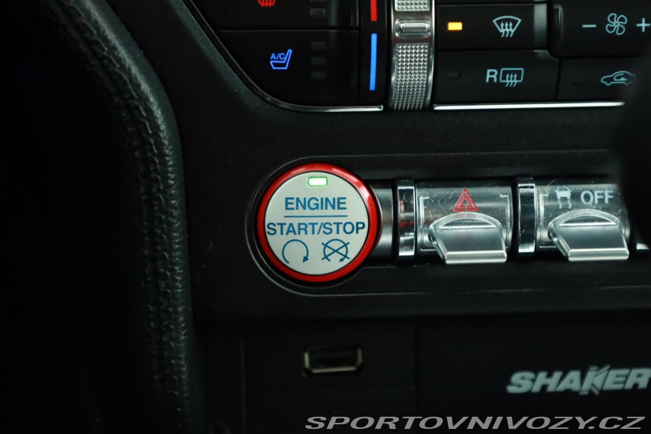 2017 Ford MUSTANG - 33