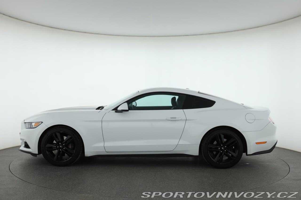 2017 Ford MUSTANG - 5