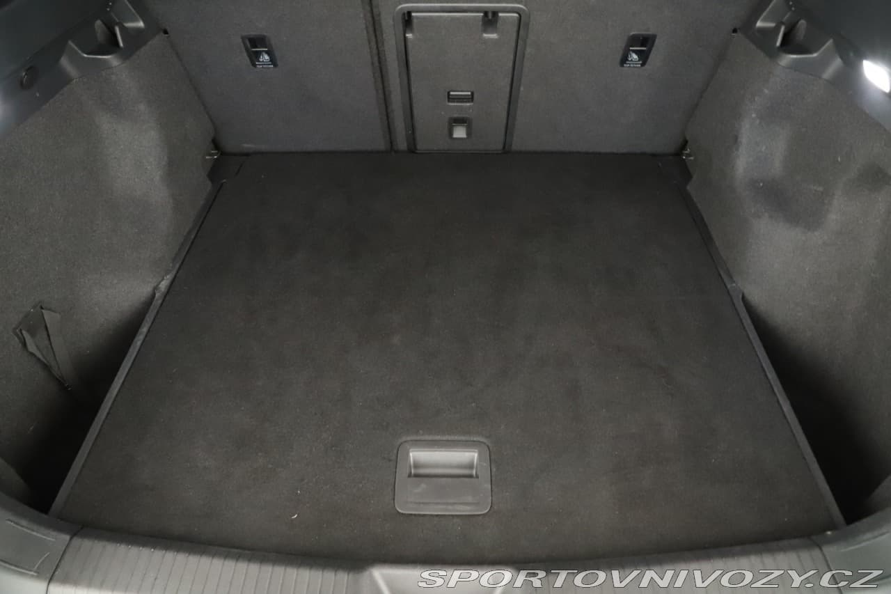 2021 Volkswagen ID.4 - 11