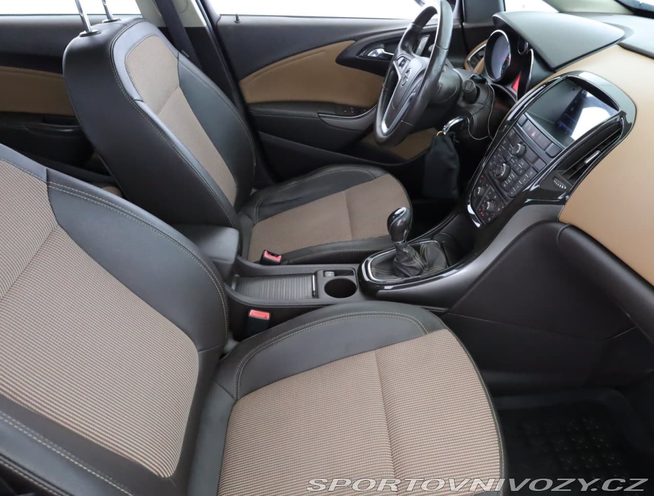 2013 Opel ASTRA - 7