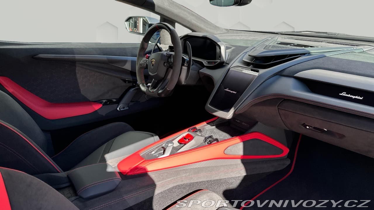 2025 Lamborghini REVUELTO - 13