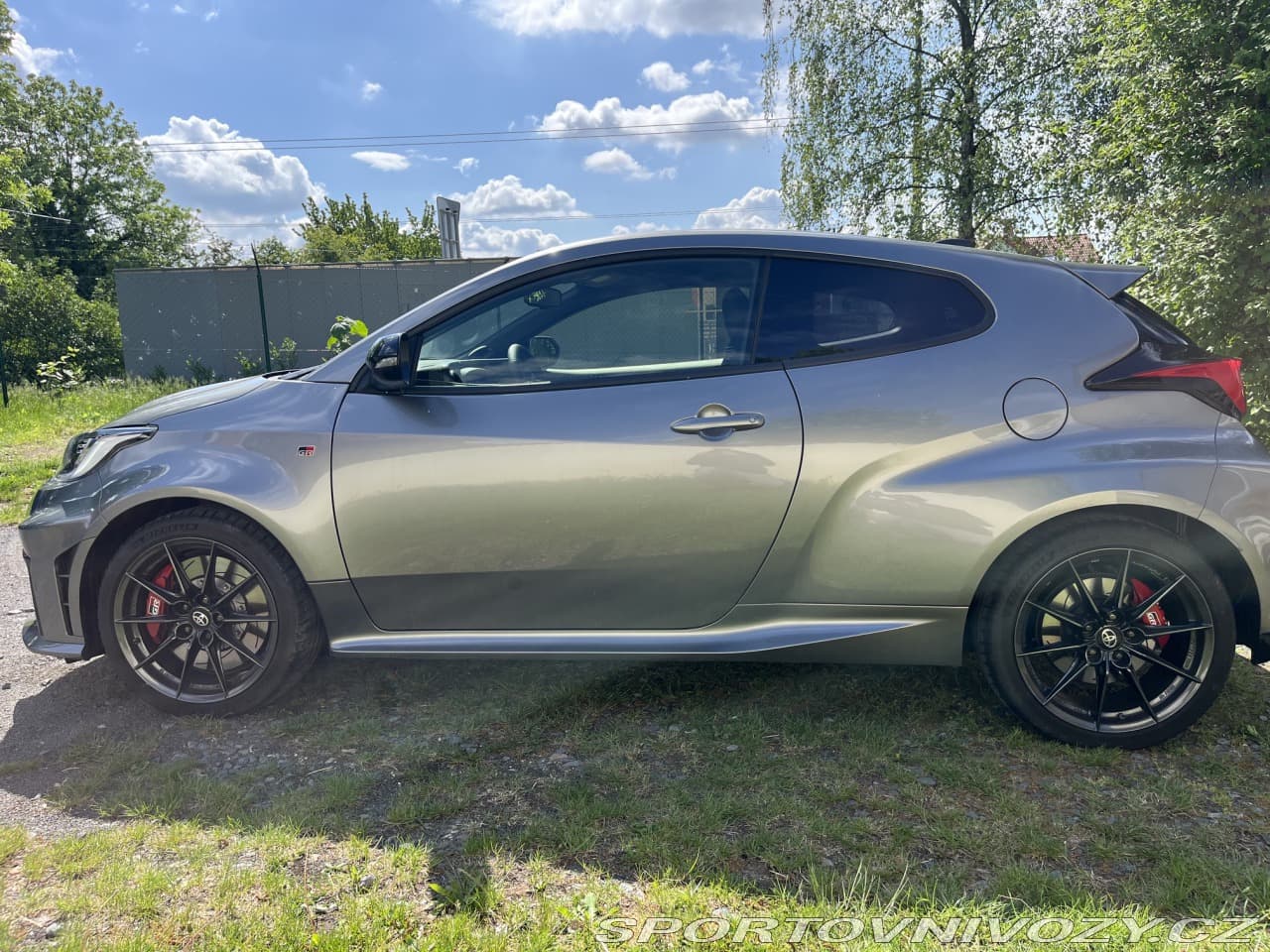 2024 Toyota YARIS - 8