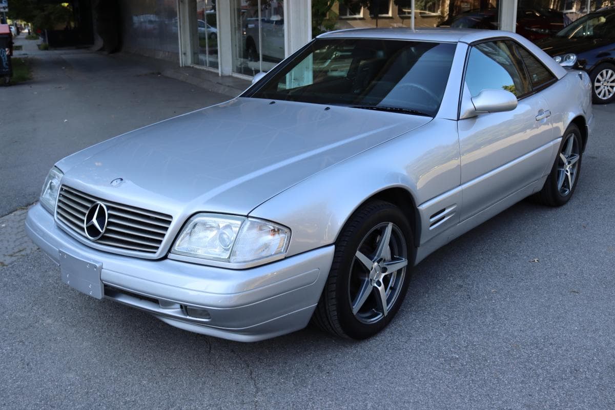 2000 Mercedes-Benz SL - 31