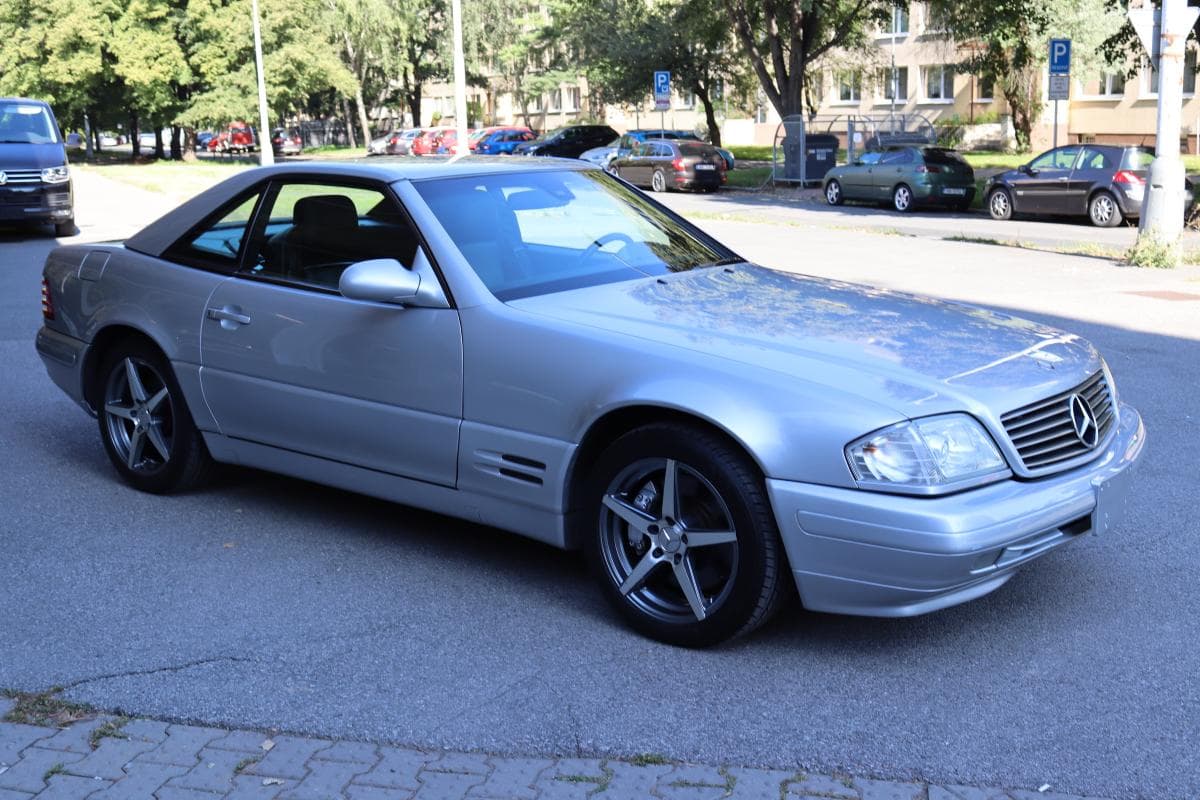 2000 Mercedes-Benz SL - 13